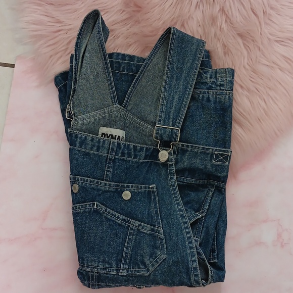 PRE-LOVED VINTAGE Y2K DYNA SPORT DENIM SHORT OVERALLS-1 - Picture 8 of 8